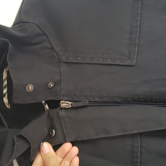BURBERRY London black hooded jacket size medium - Picture 7 of 12
